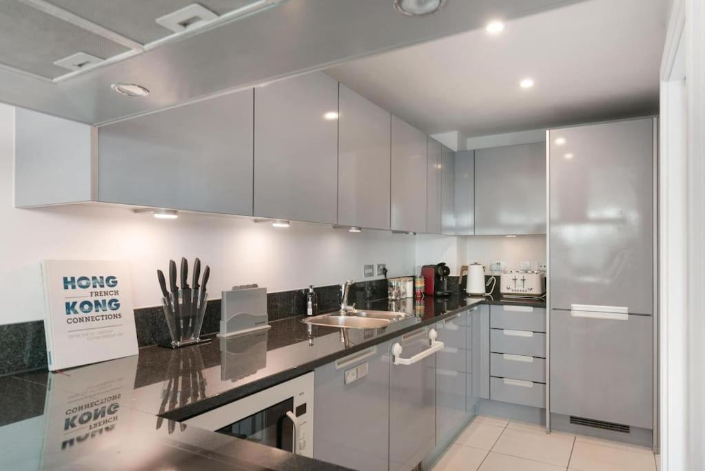 Beautiful Two-bedroom Flat On The Riverside With Spectacular Views Apartamento Londres